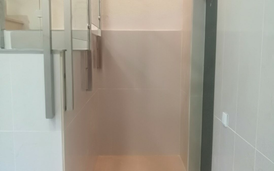 PROYECTO DE MEJORA DE ACCESIBILIDAD EN ZAGUÁN DE EDIFICIO DE VIVIENDAS